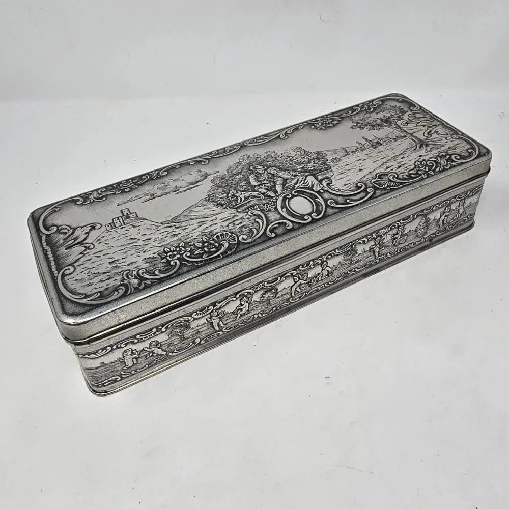 Vtg 3D romantic couple tin box West Germany cherub Florentine biscuit cookie box